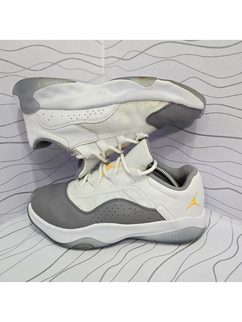 Air Jordan 11 CMFT Low GS Cement Topaz Gold CZ0907-107 Size 6Y
